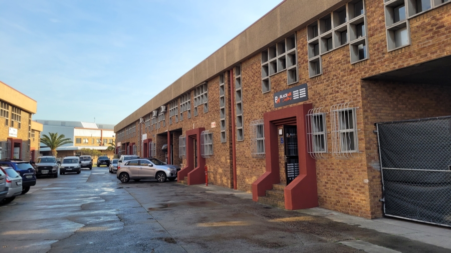 To Let commercial Property for Rent in Montague Gardens Western Cape